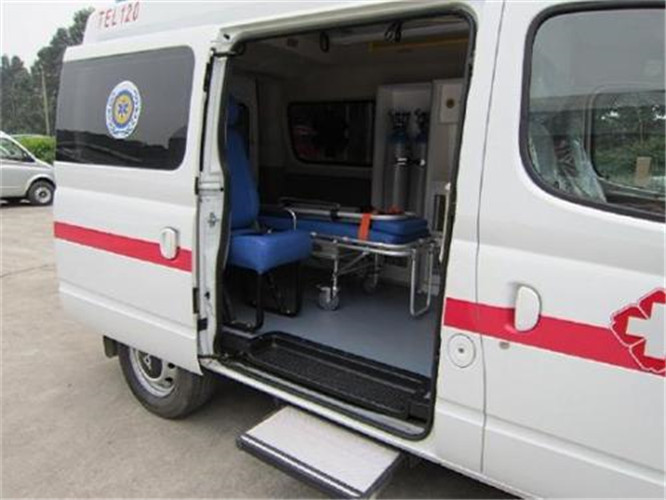盘龙救护车出租服务案例7