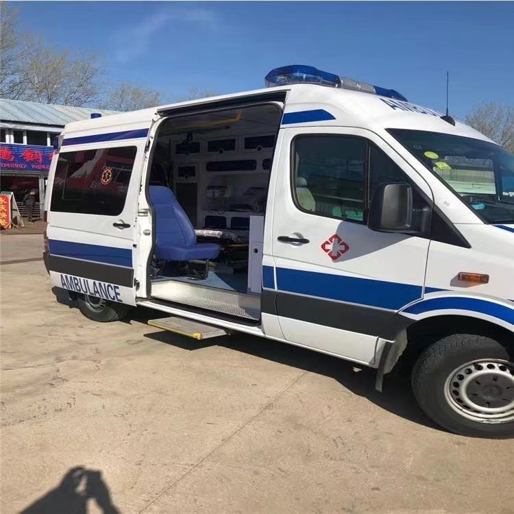 盘龙私人长途救护车出租转院回家